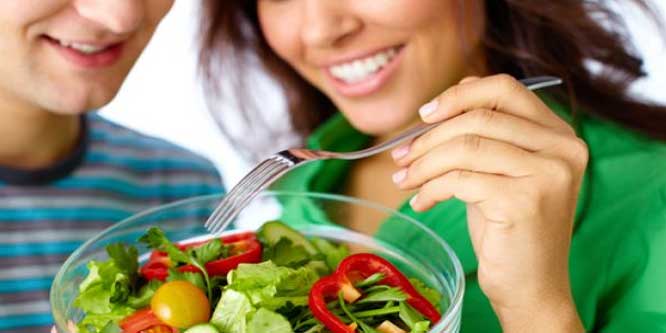 8 أطعمة تزيد الخصوبة وزيادة فرص حدوث الحمل عند المرأة